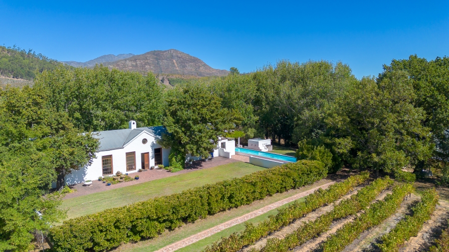 7 Bedroom Property for Sale in Franschhoek Western Cape